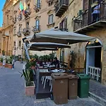 Arte In Piazza Centro אגריג'נטו